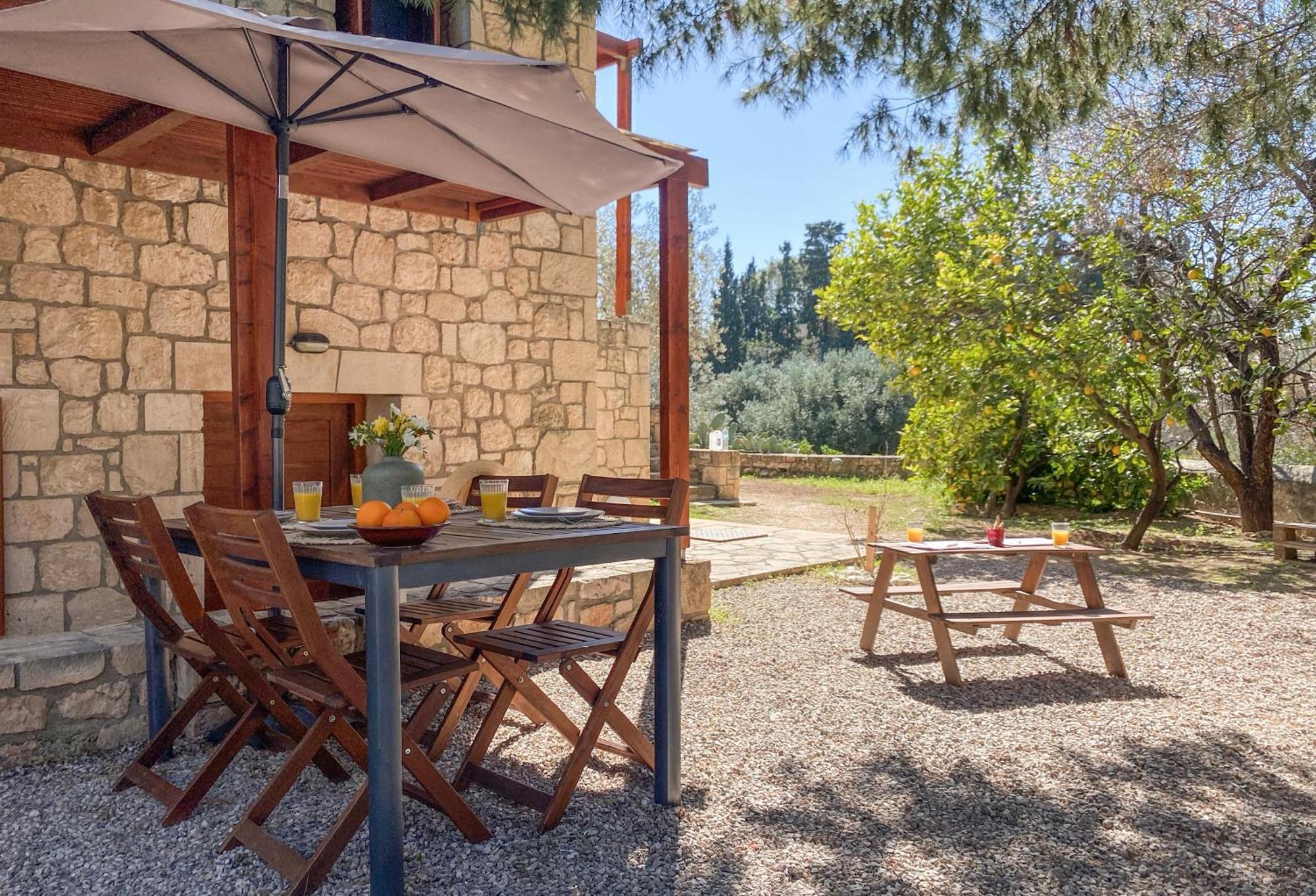 Pyrgos Ralli Estate Guesthouse Aegina Exteriör bild