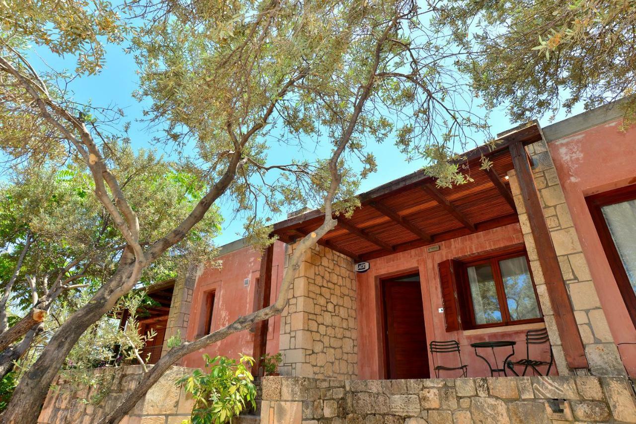 Pyrgos Ralli Estate Guesthouse Aegina Exteriör bild